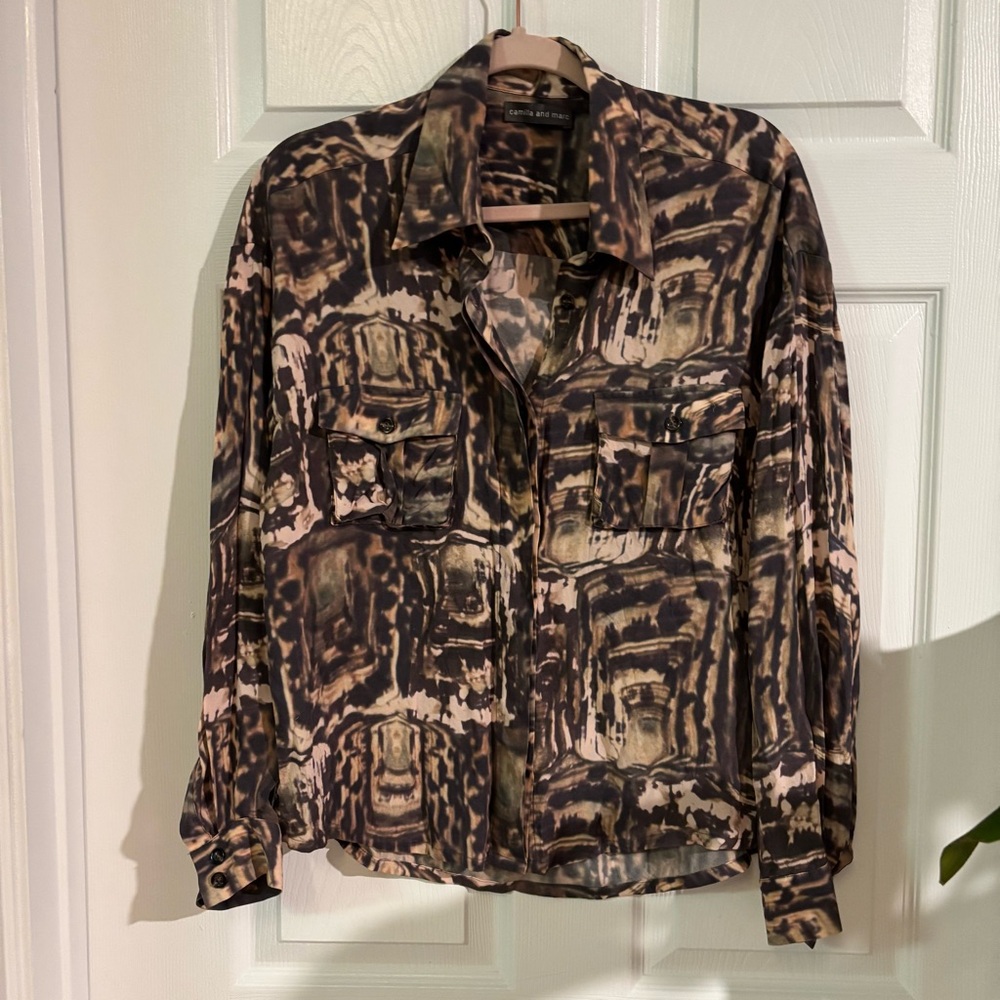 CAMILLA AND MARK silk top Size 6